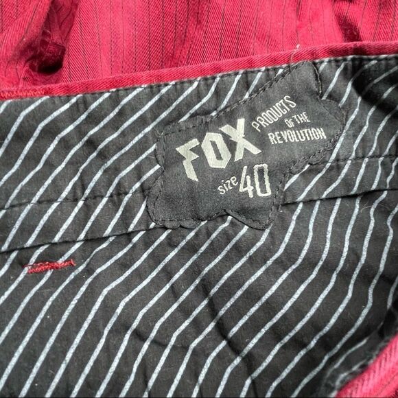 FOX Racing Burgundy Red with Black Pin Striped Shorts in Size 40W x 11IS - Picture 2 of 9
